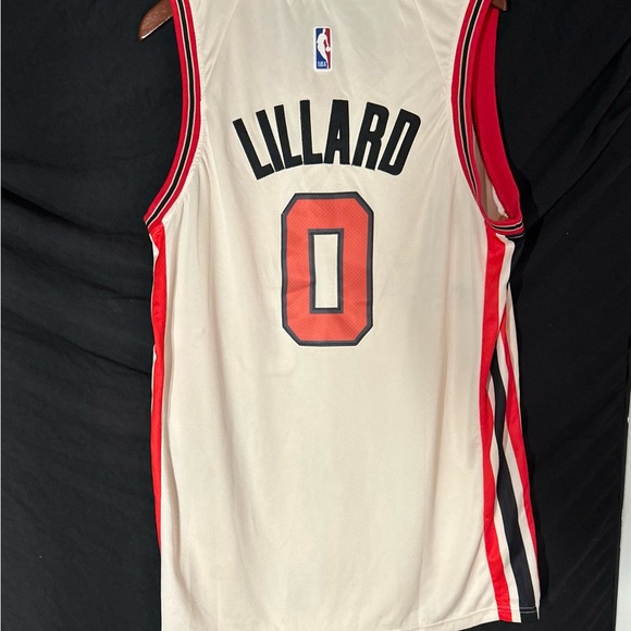Trailblazers 2020 City Edition Swingman Damian Lillard Jersey - Picture 4 of 5
